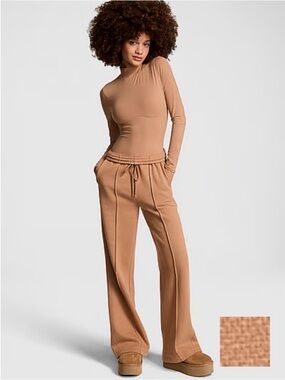 PINK Victoria's Secret Wide-Leg Drawstring Pants in Camel Brown